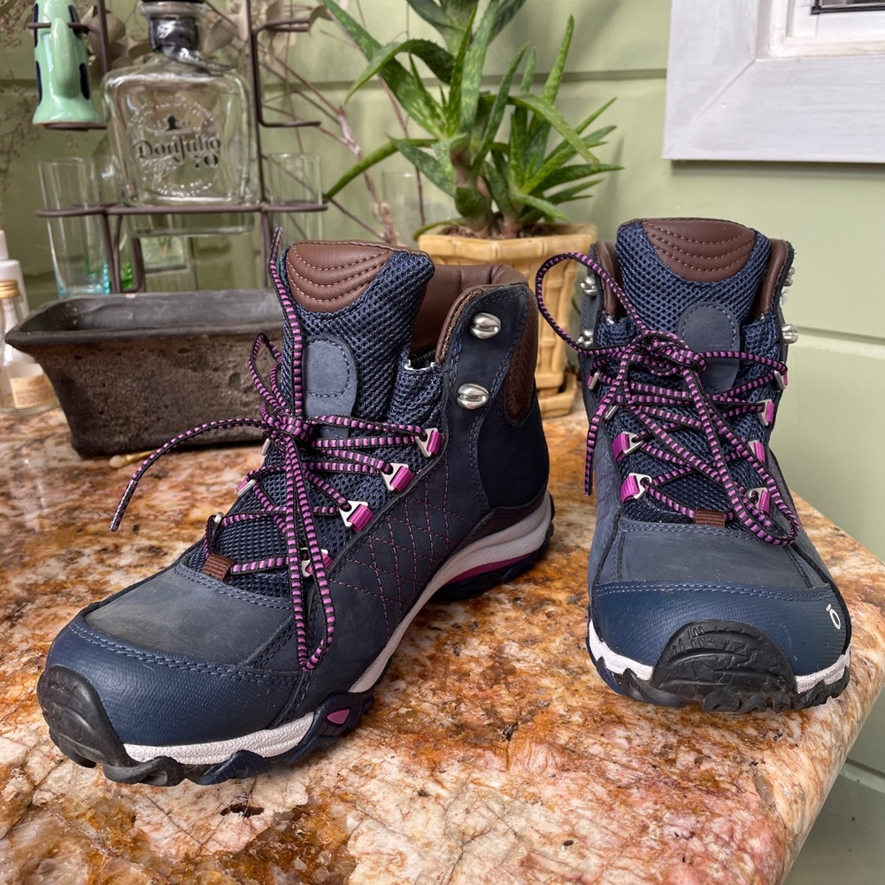 Oboz woman’s hiking boots